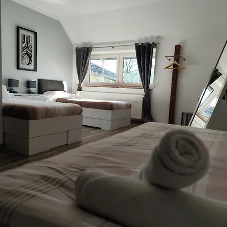 Gaestezimmer Мини-отель Зарштедт