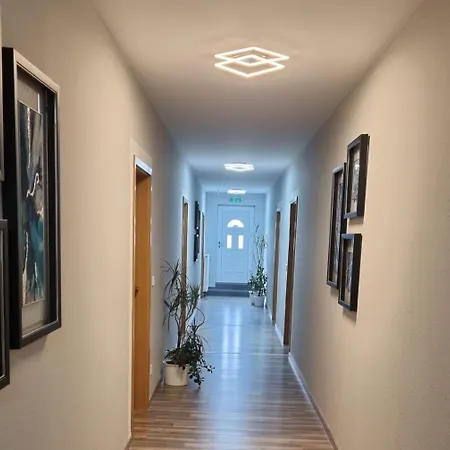 Kro Gaestezimmer *